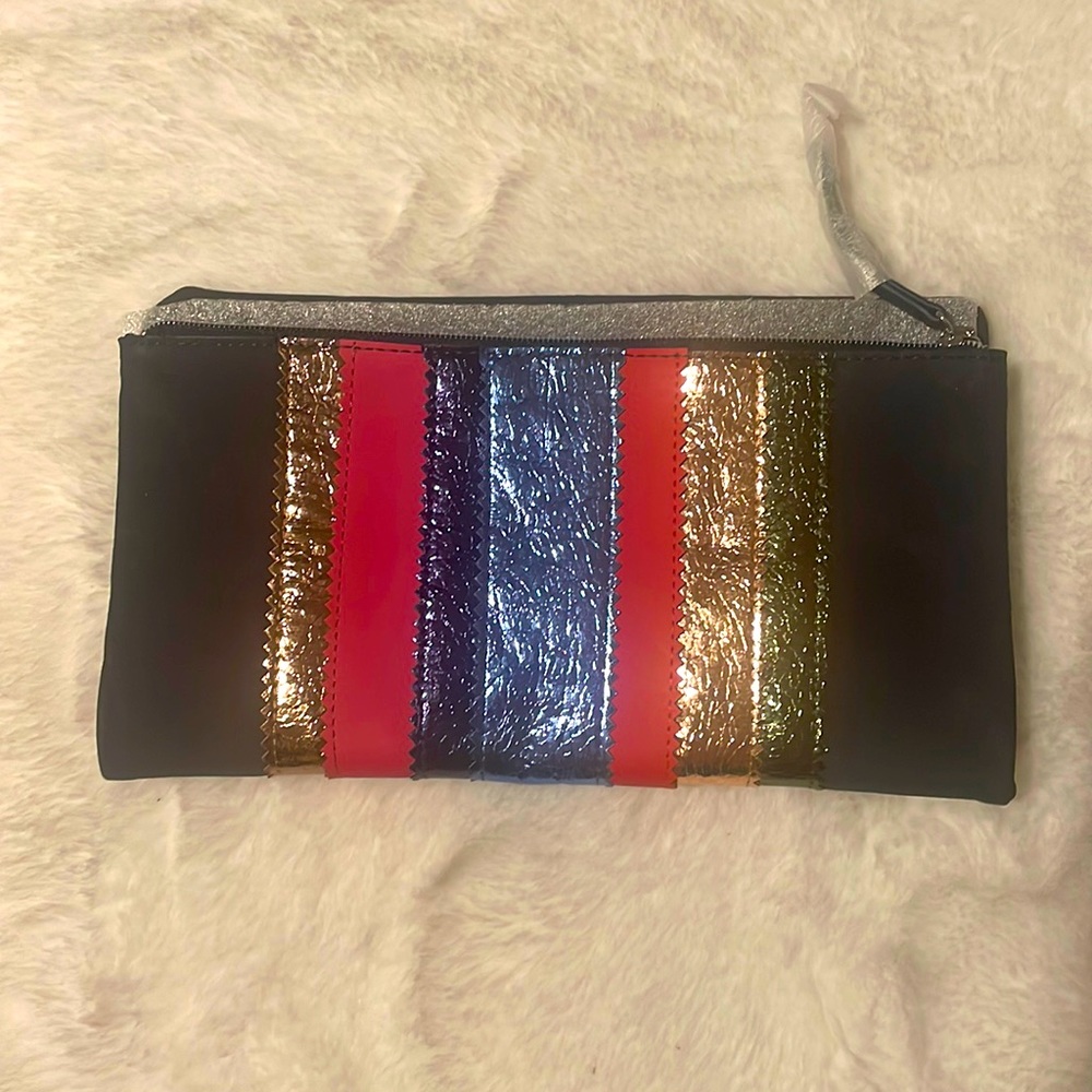Stella and Dot Clutch